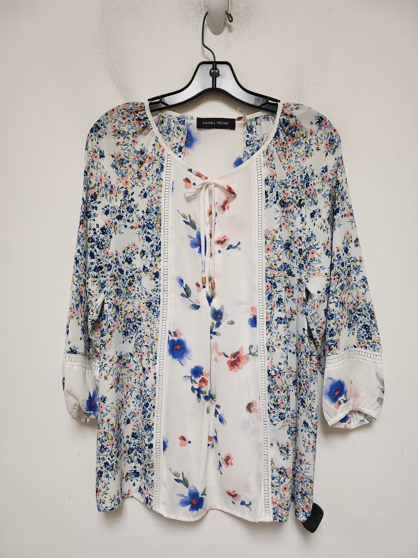 Top Long Sleeve By Ivanka Trump In Floral Print, Size: S