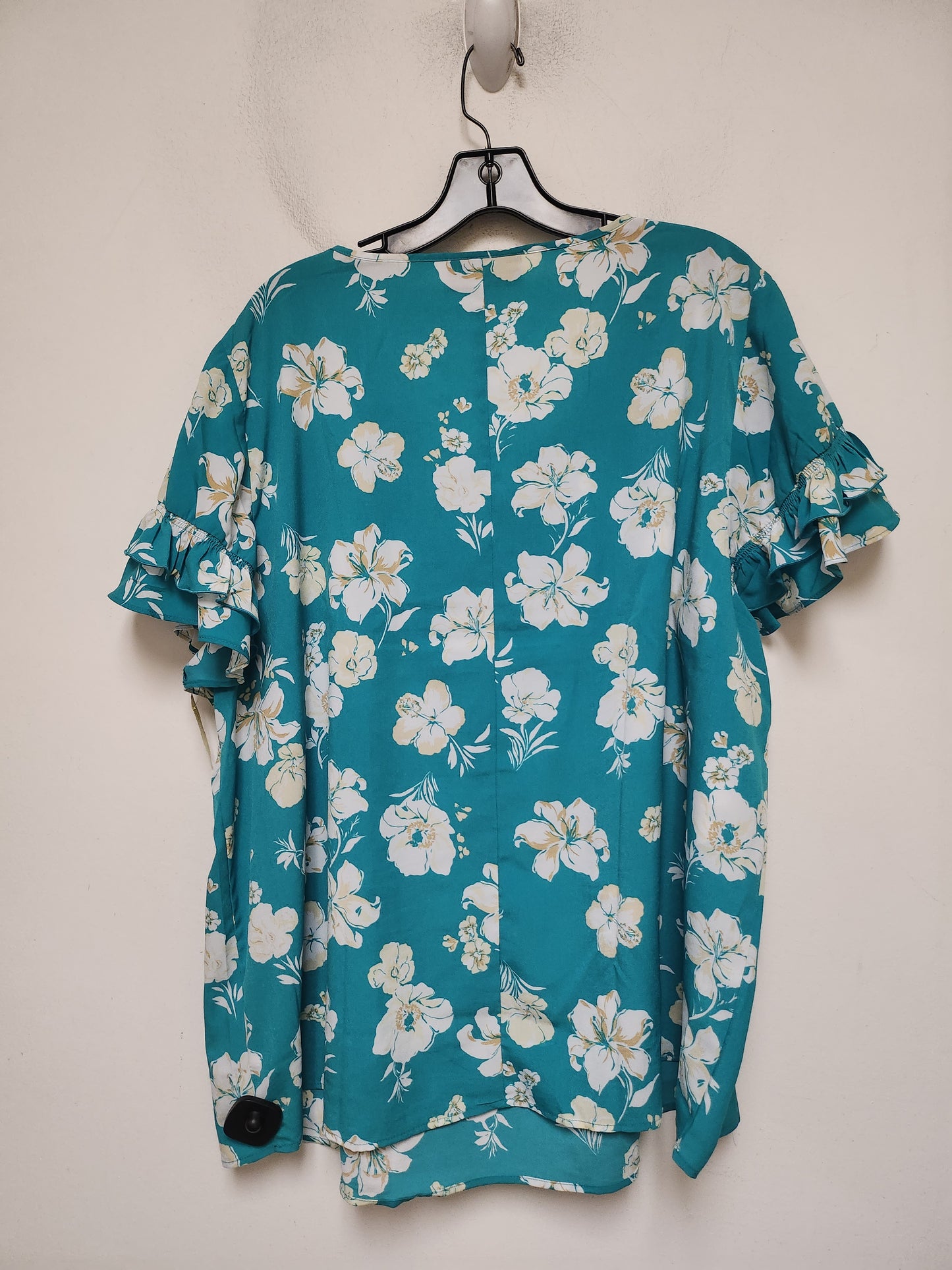 Top Short Sleeve By Lane Bryant In Floral Print, Size: 2x