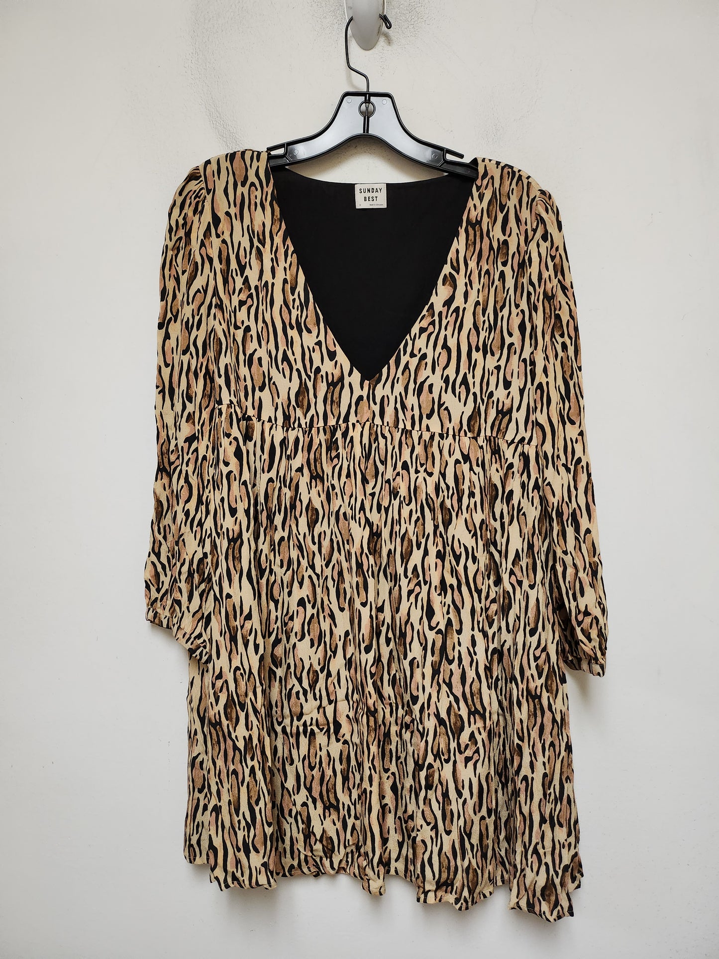 Dress Casual Short By Clothes Mentor In Animal Print, Size: S