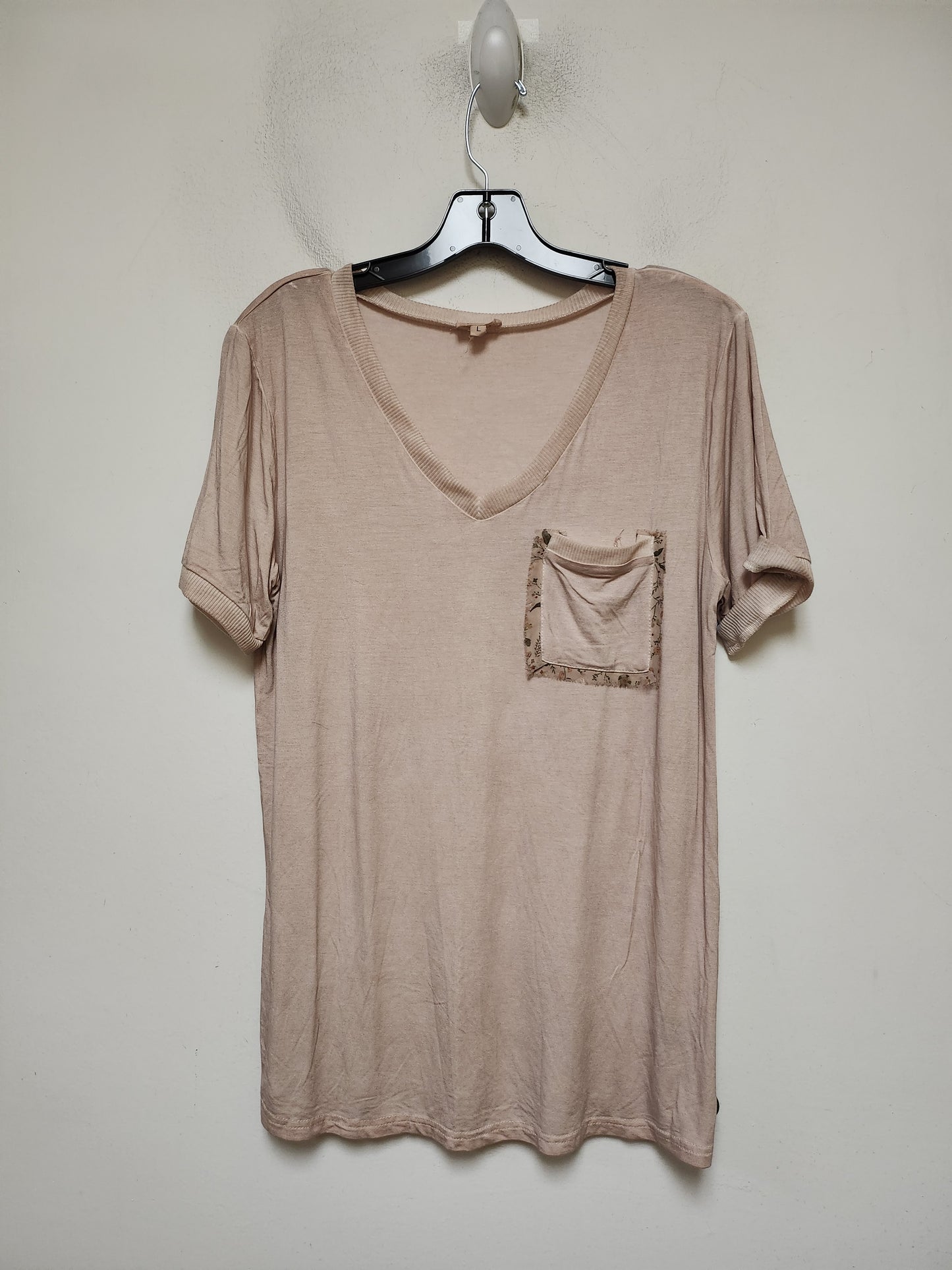 Top Short Sleeve By Pol In Pink, Size: L