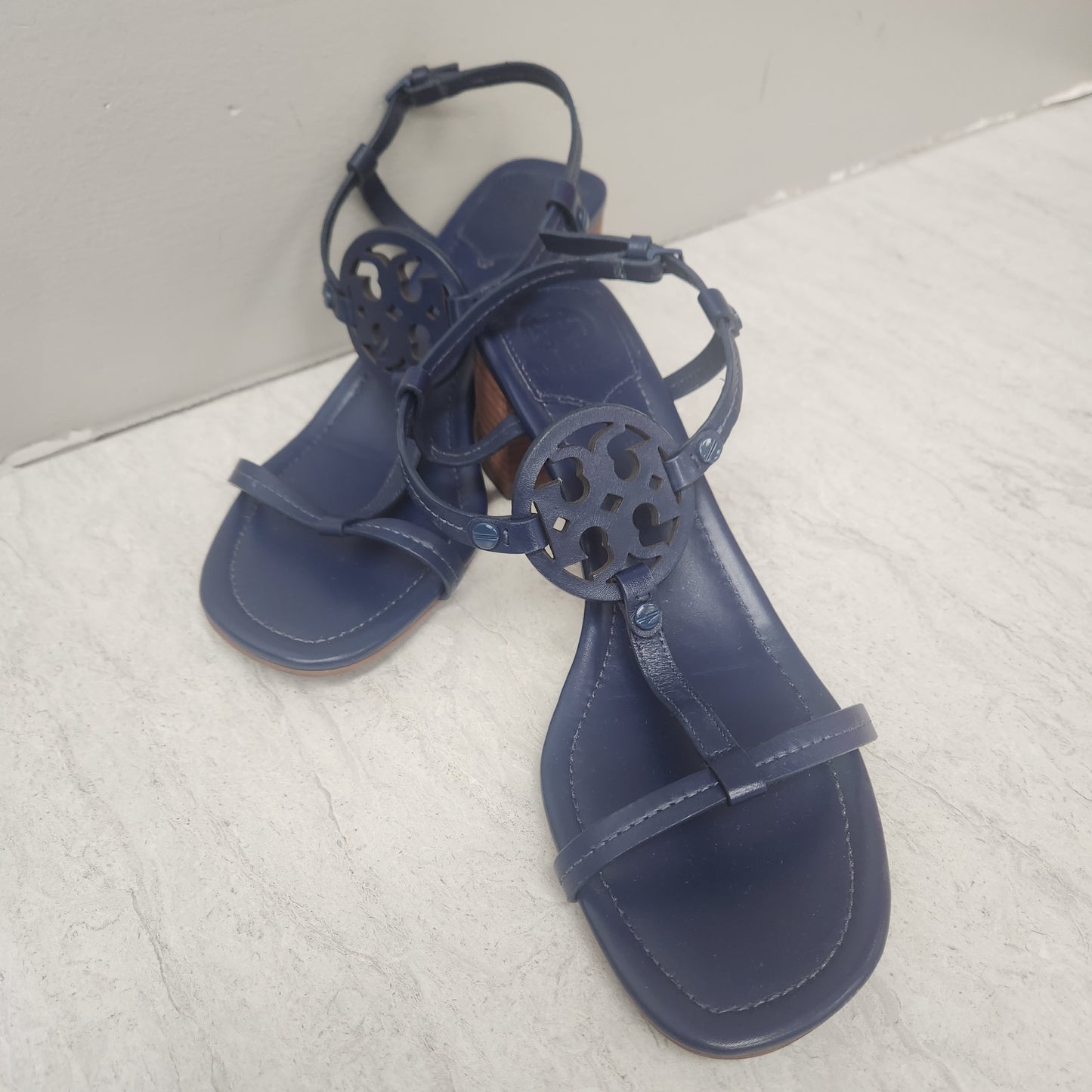 Sandals Designer By Tory Burch In Blue, Size: 9.5