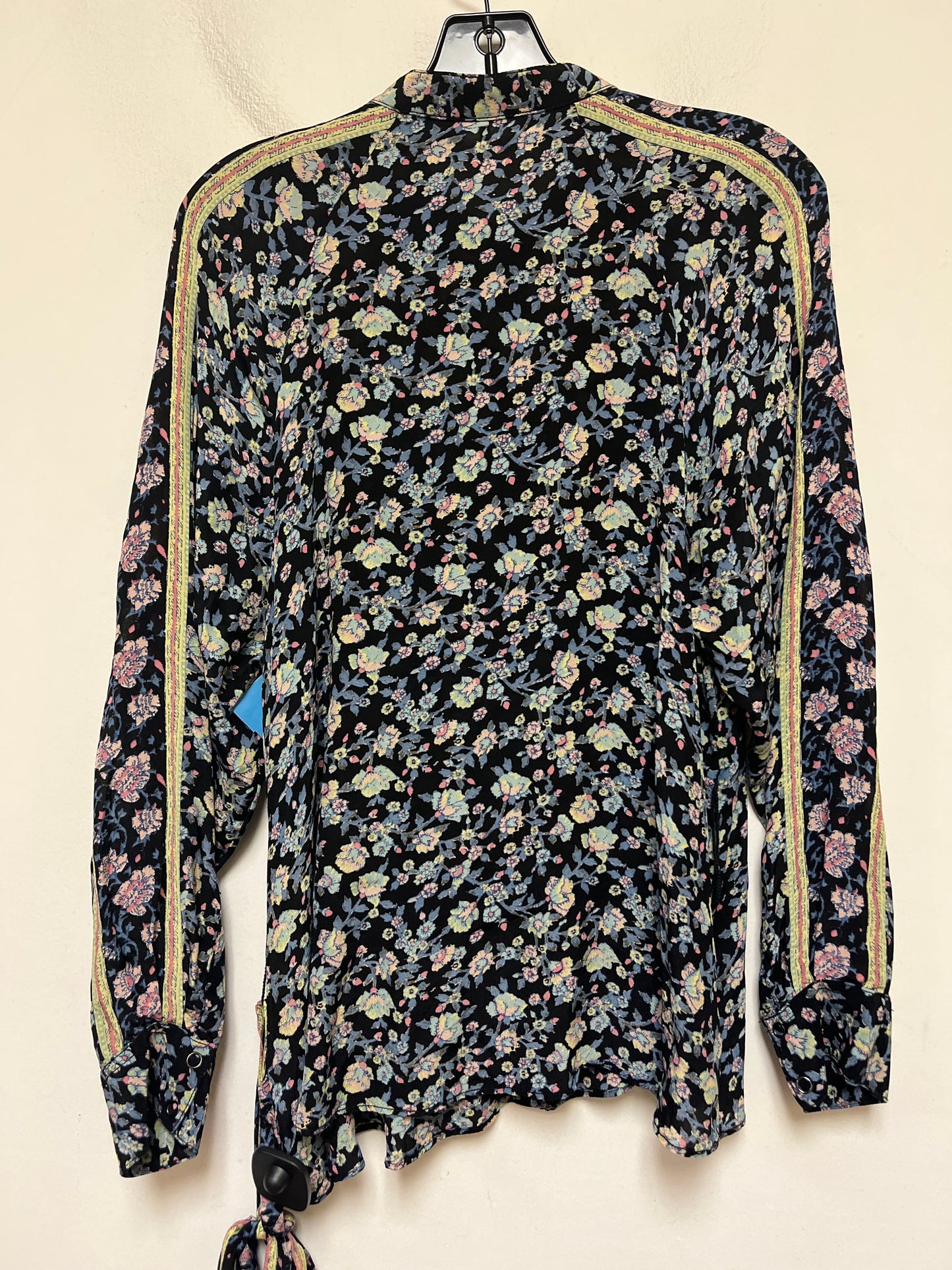 Top Long Sleeve By Free People In Floral Print, Size: S