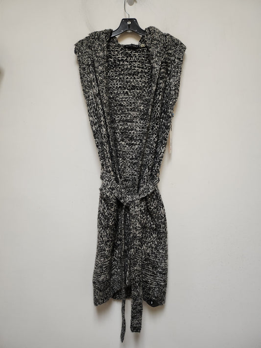 Sweater Cardigan By Clothes Mentor In Grey, Size: S