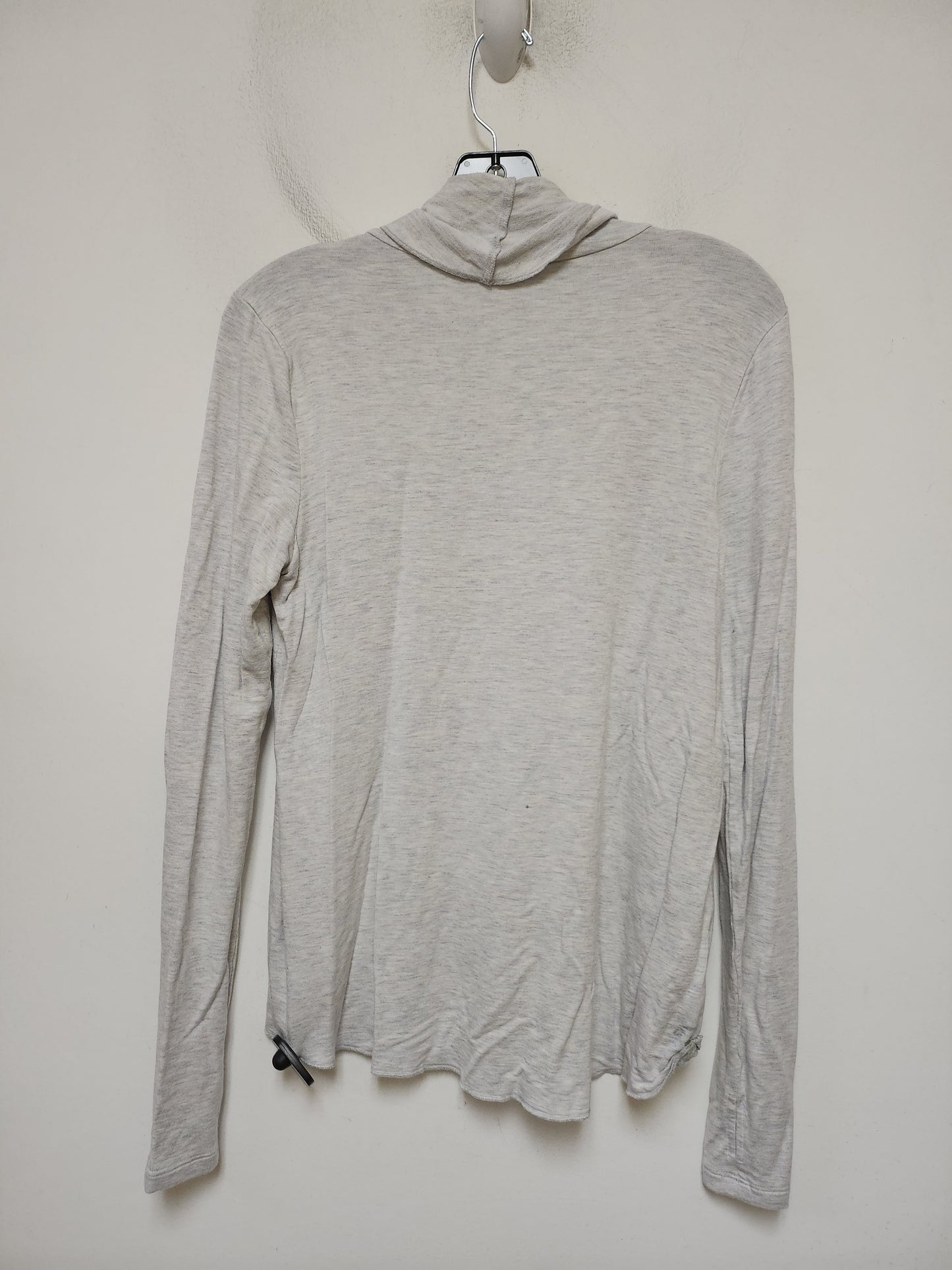 Top Long Sleeve By Cabi In Grey, Size: S