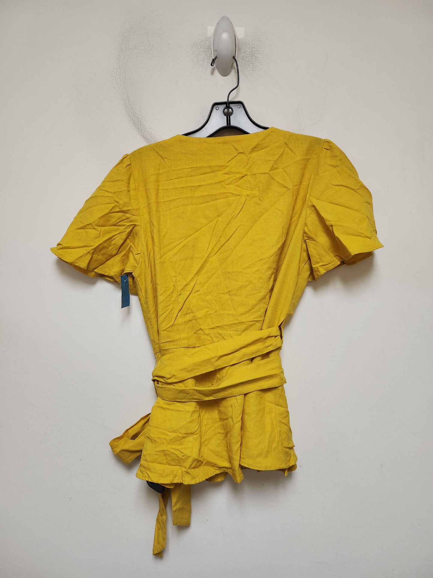 Top Short Sleeve By Loft In Yellow, Size: Xs