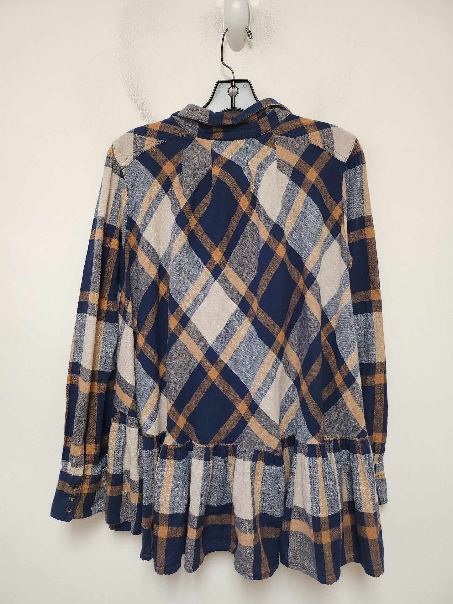 Top Long Sleeve By Free People In Plaid Pattern, Size: Xs