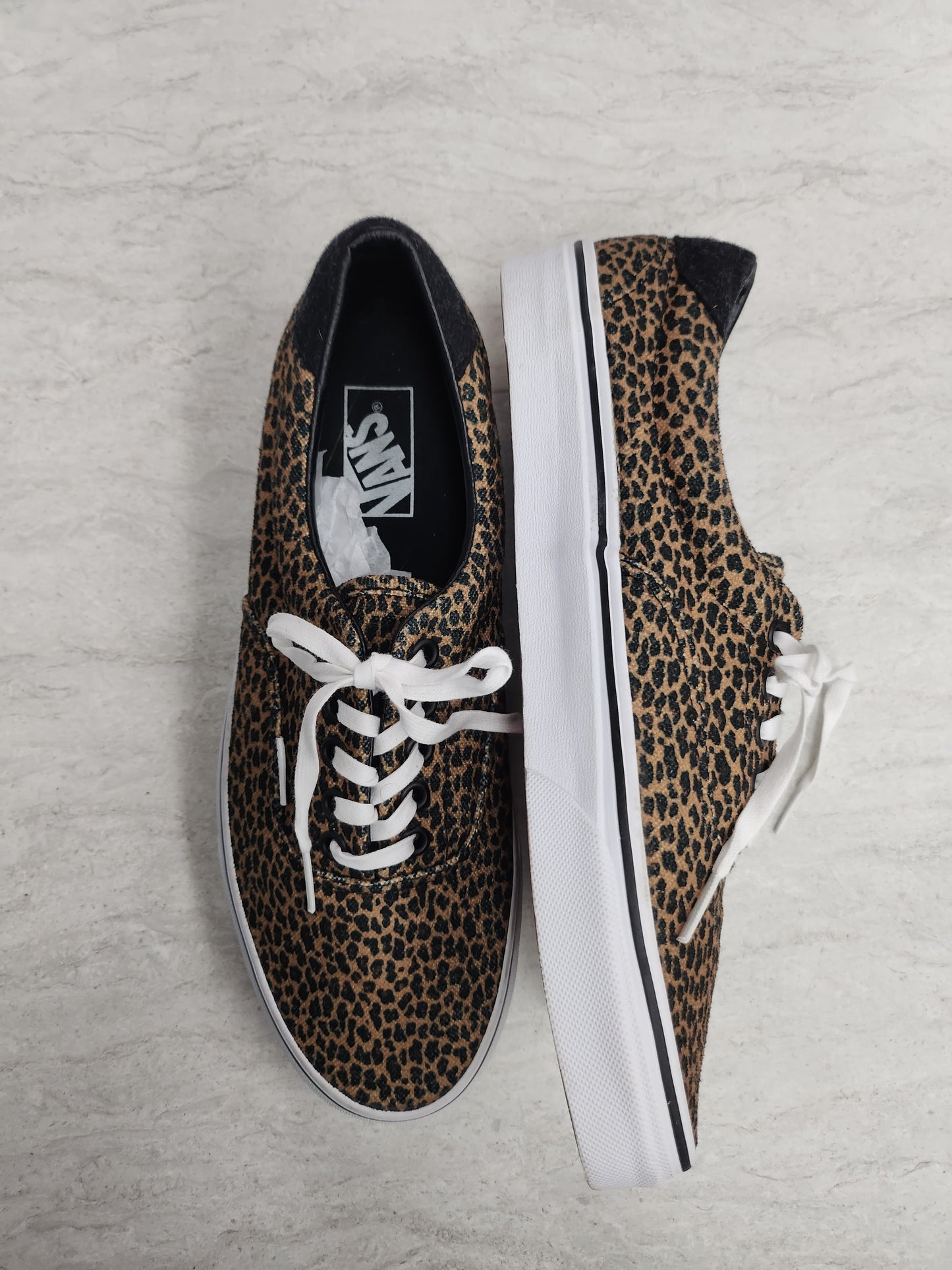 Shoes Sneakers By Vans In Animal Print, Size: 11.5