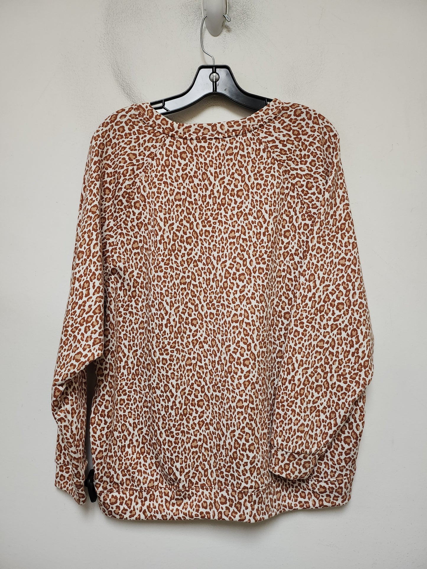 Sweatshirt Crewneck By Lou And Grey In Animal Print, Size: S