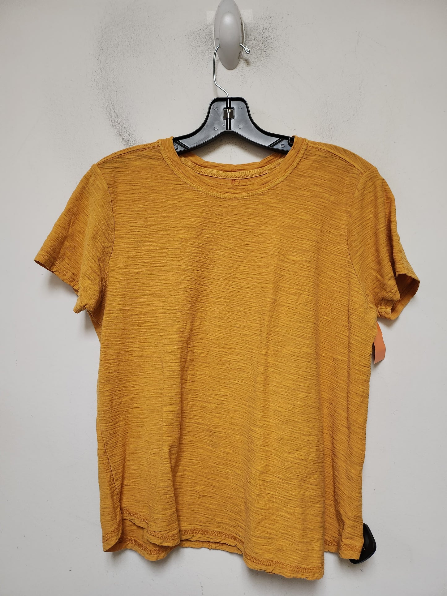 Top Short Sleeve Basic By Pilcro In Yellow, Size: M