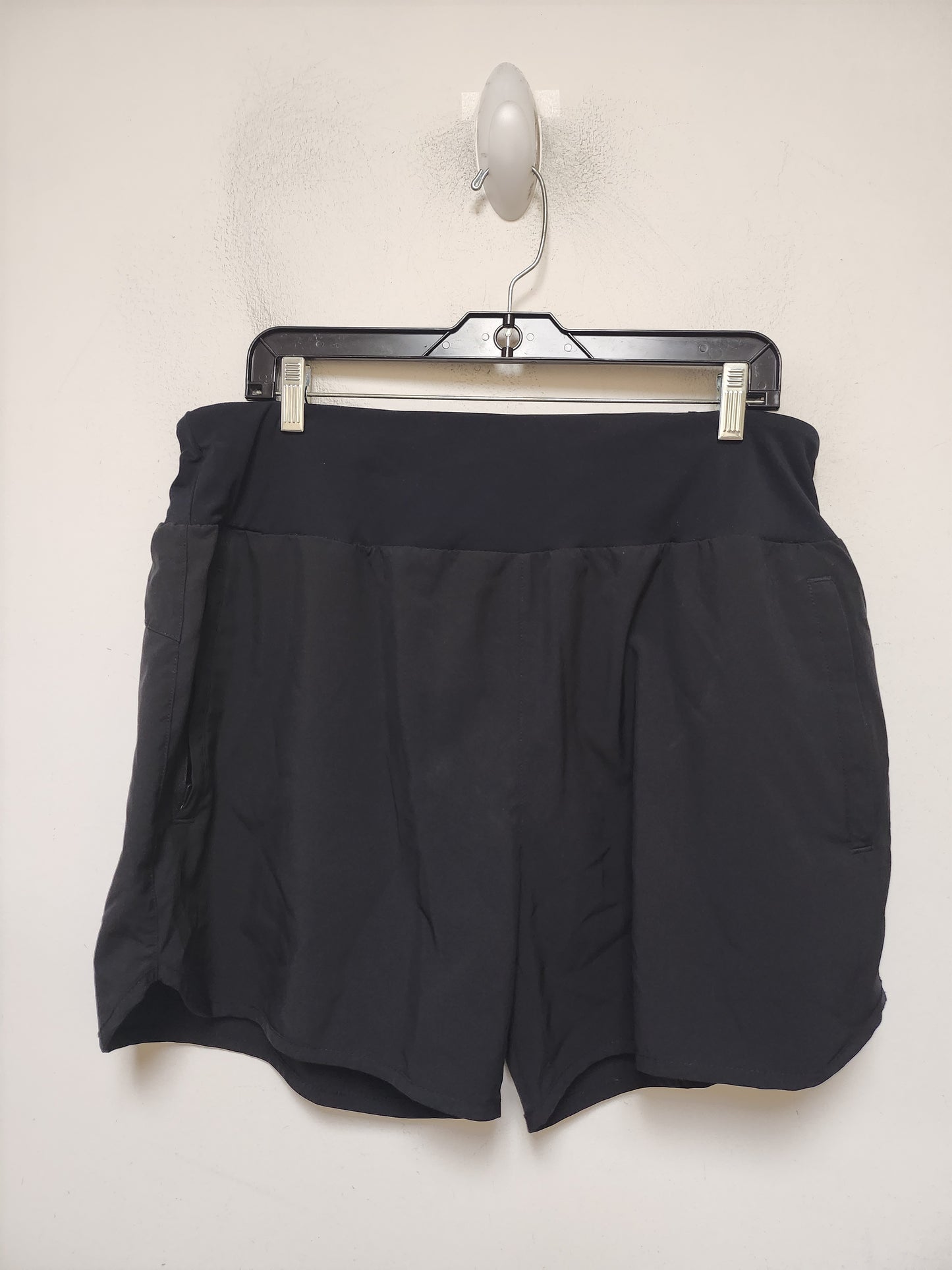 Athletic Shorts By Clothes Mentor In Black, Size: Xxl