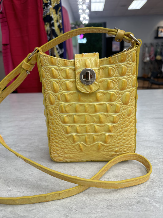 Crossbody Designer By Brahmin  Size: Small