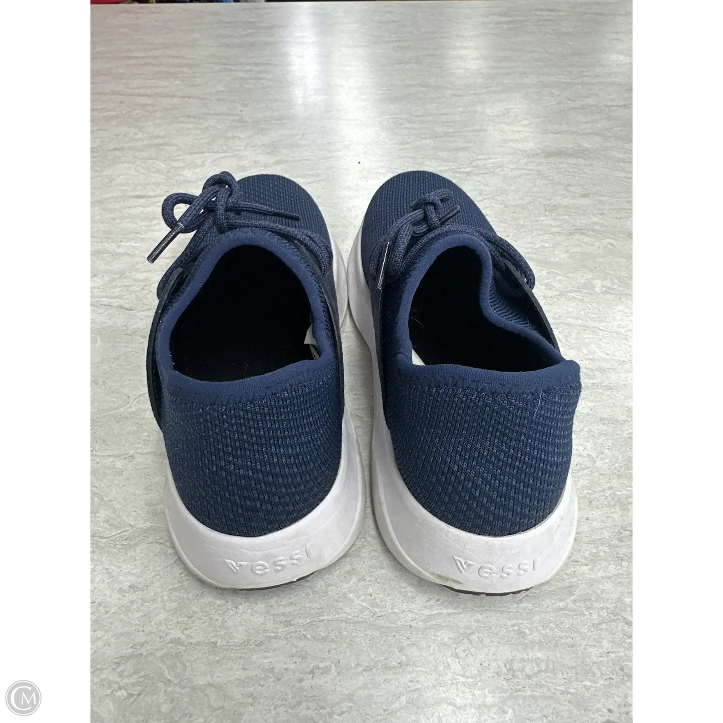 Shoes Athletic By Clothes Mentor In Blue, Size: 7