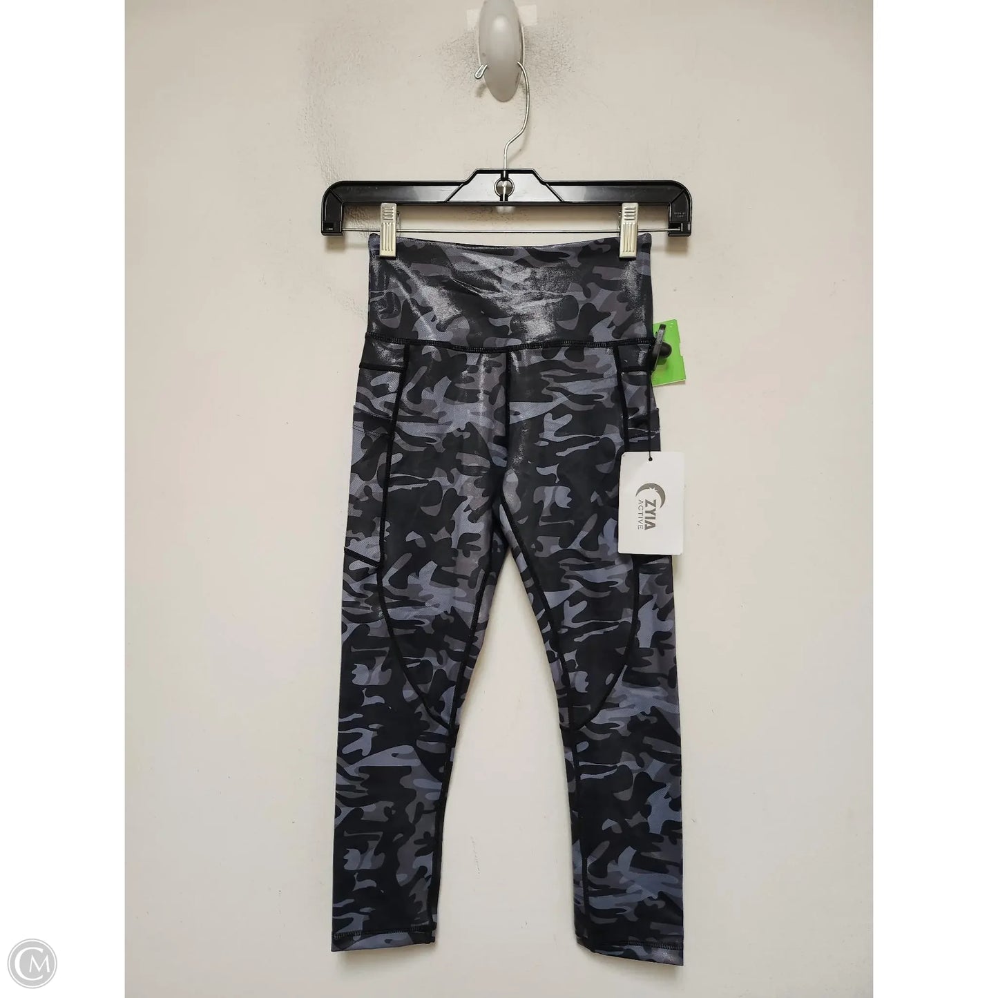 Athletic Leggings Capris By Zyia In Camouflage Print, Size: 0