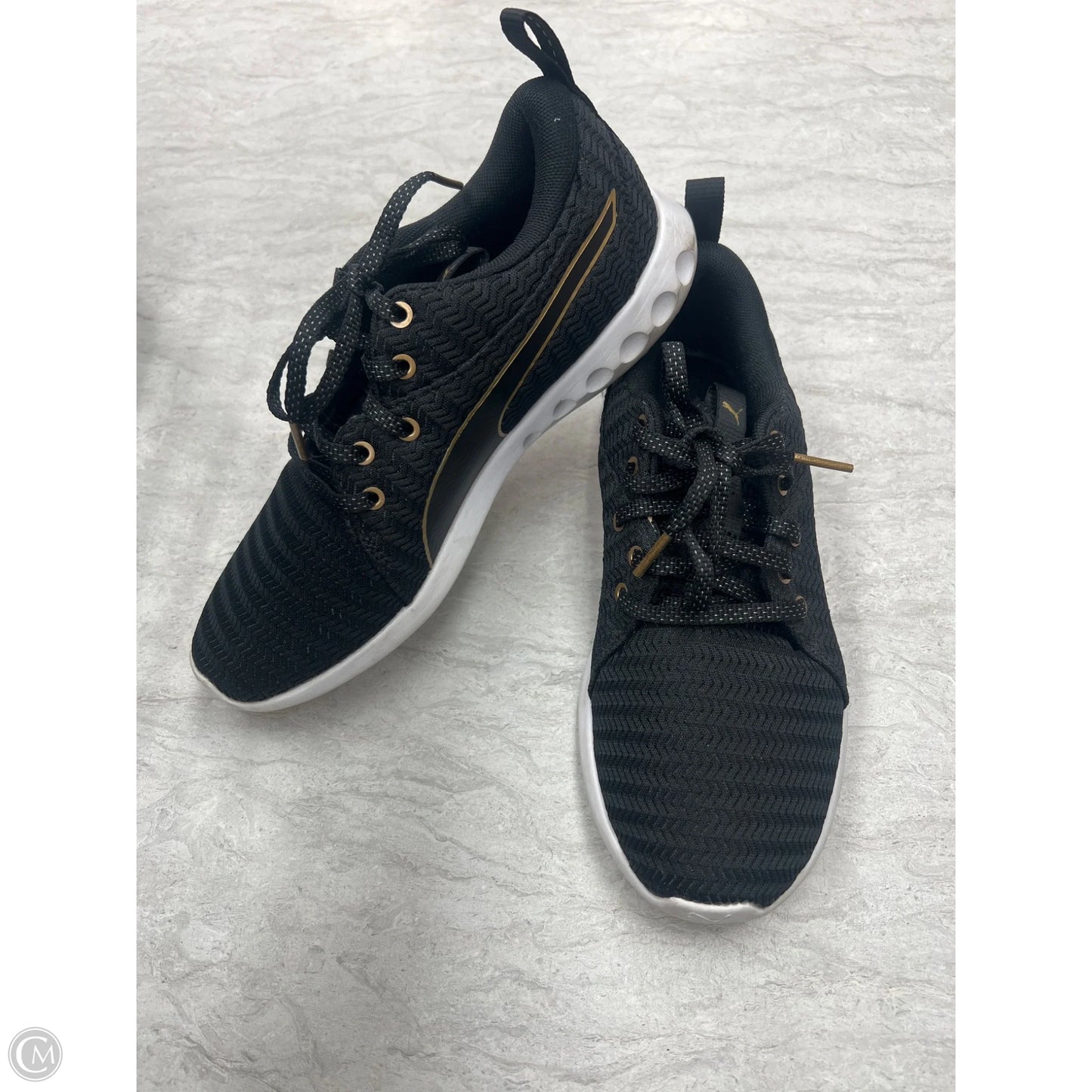 Shoes Athletic By Puma In Black & Gold, Size: 7