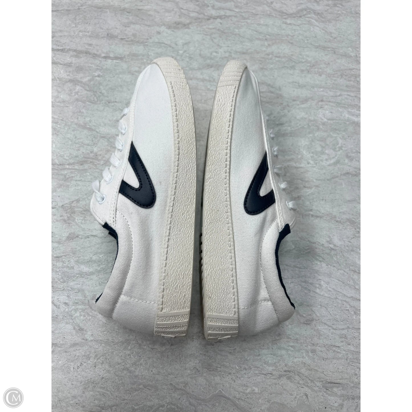 Shoes Sneakers By Clothes Mentor In Blue & White, Size: 9