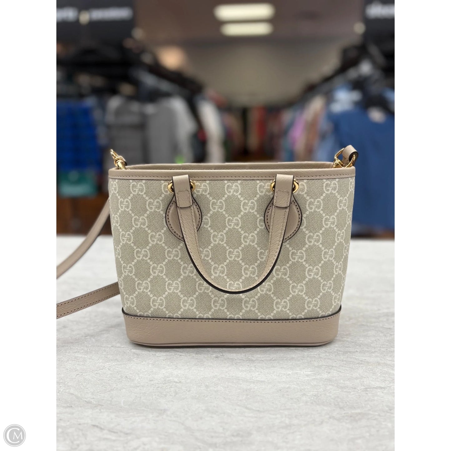 Crossbody Luxury Designer By Gucci, Size: Medium