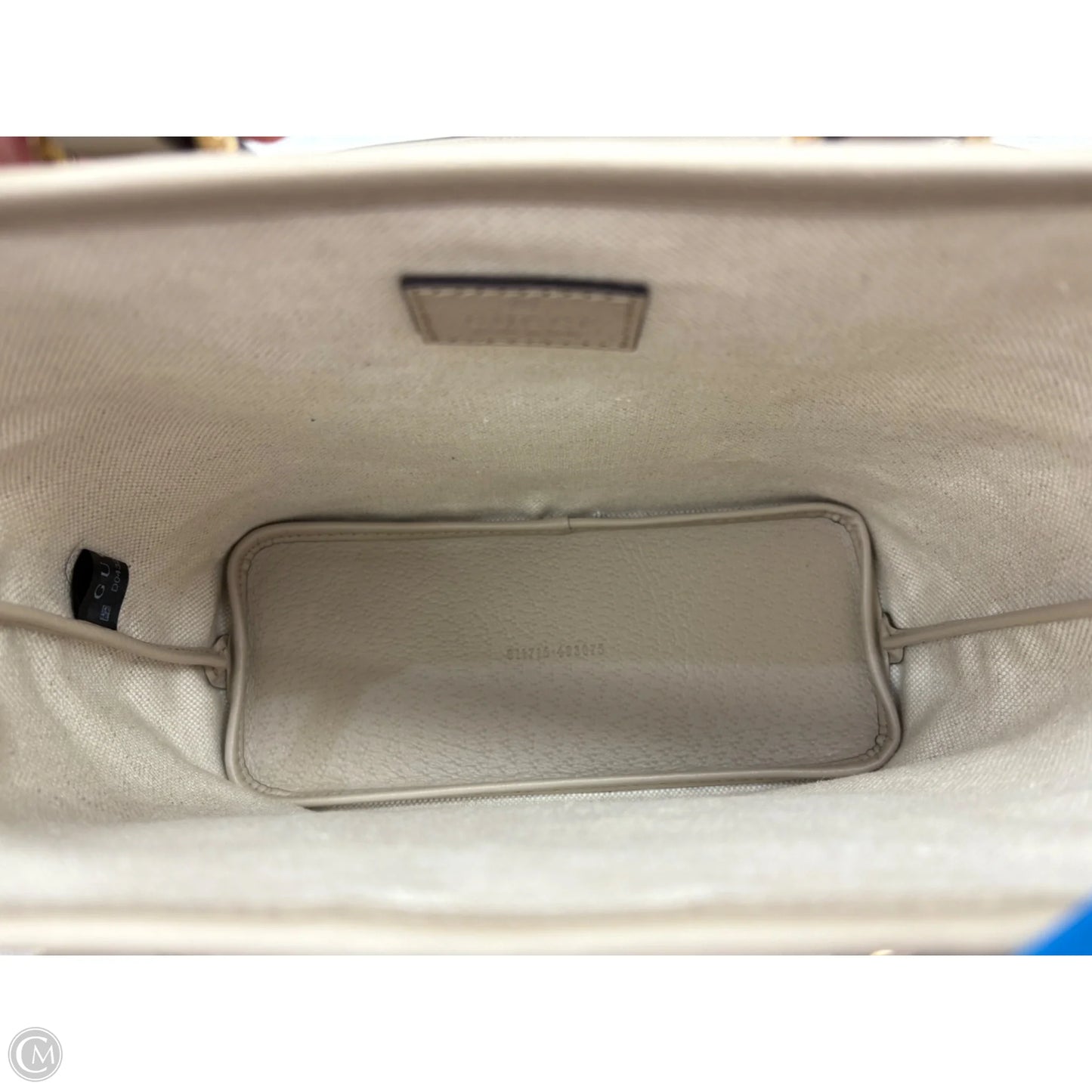 Crossbody Luxury Designer By Gucci, Size: Medium