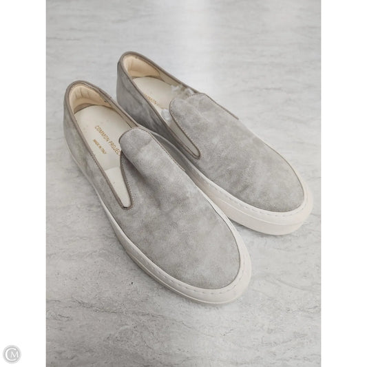 Shoes Flats By Clothes Mentor In Grey, Size: 9