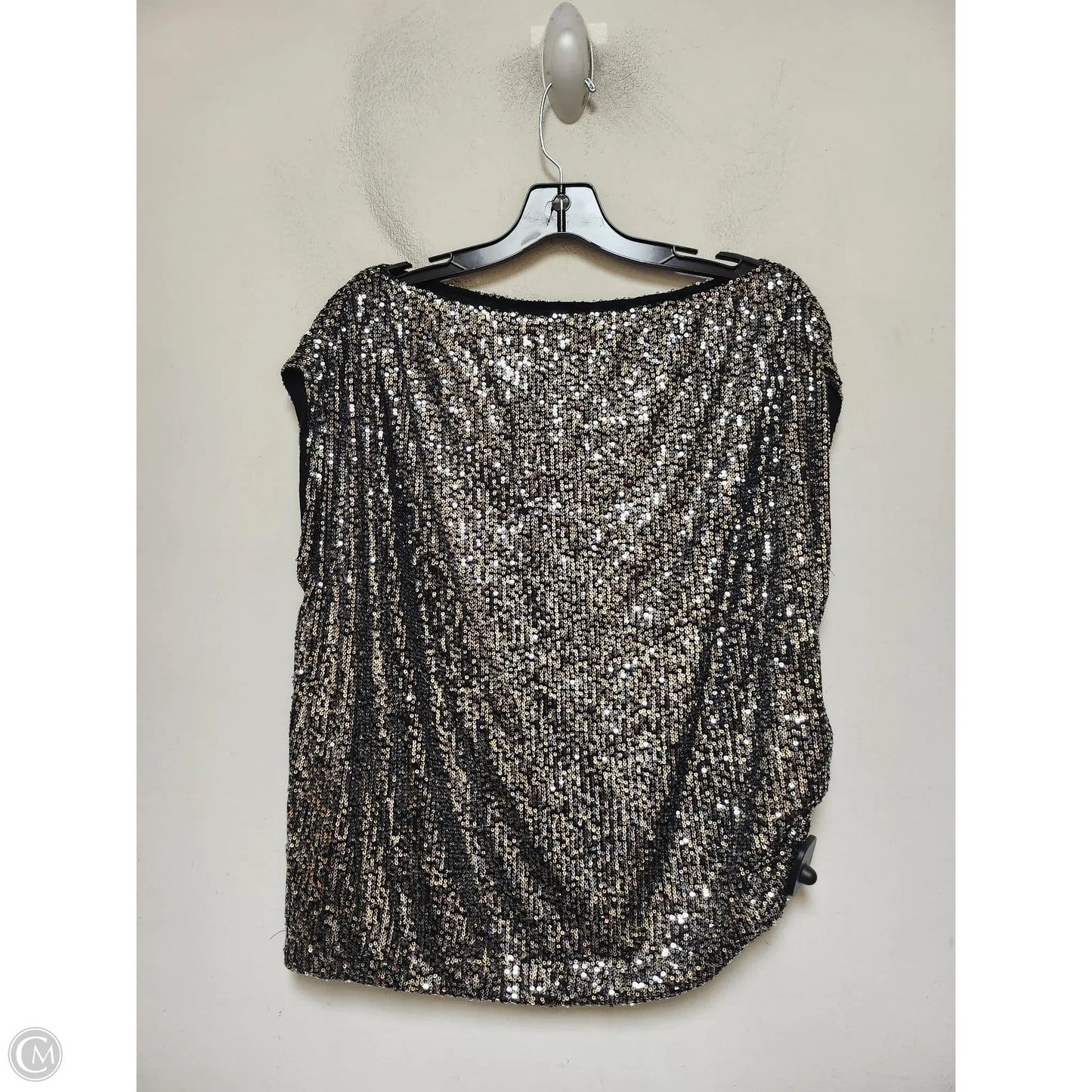 Top Sleeveless By Clothes Mentor In Silver, Size: L