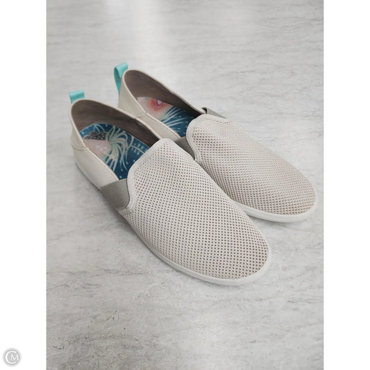 Shoes Flats By Olukai In Tan, Size: 8.5