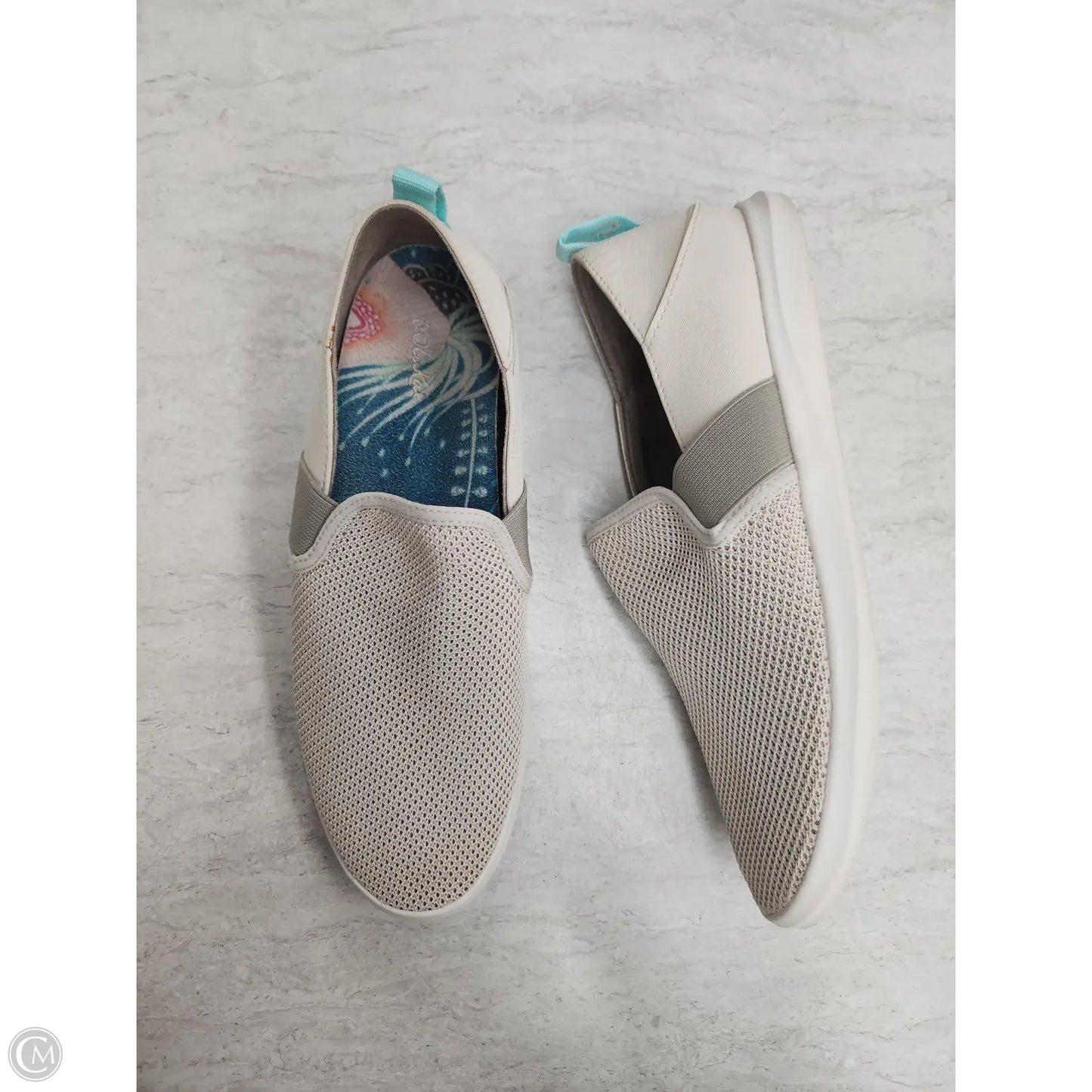 Shoes Flats By Olukai In Tan, Size: 8.5