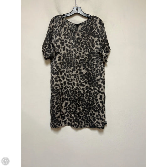 Dress Casual Short By Club Monaco In Animal Print, Size: M