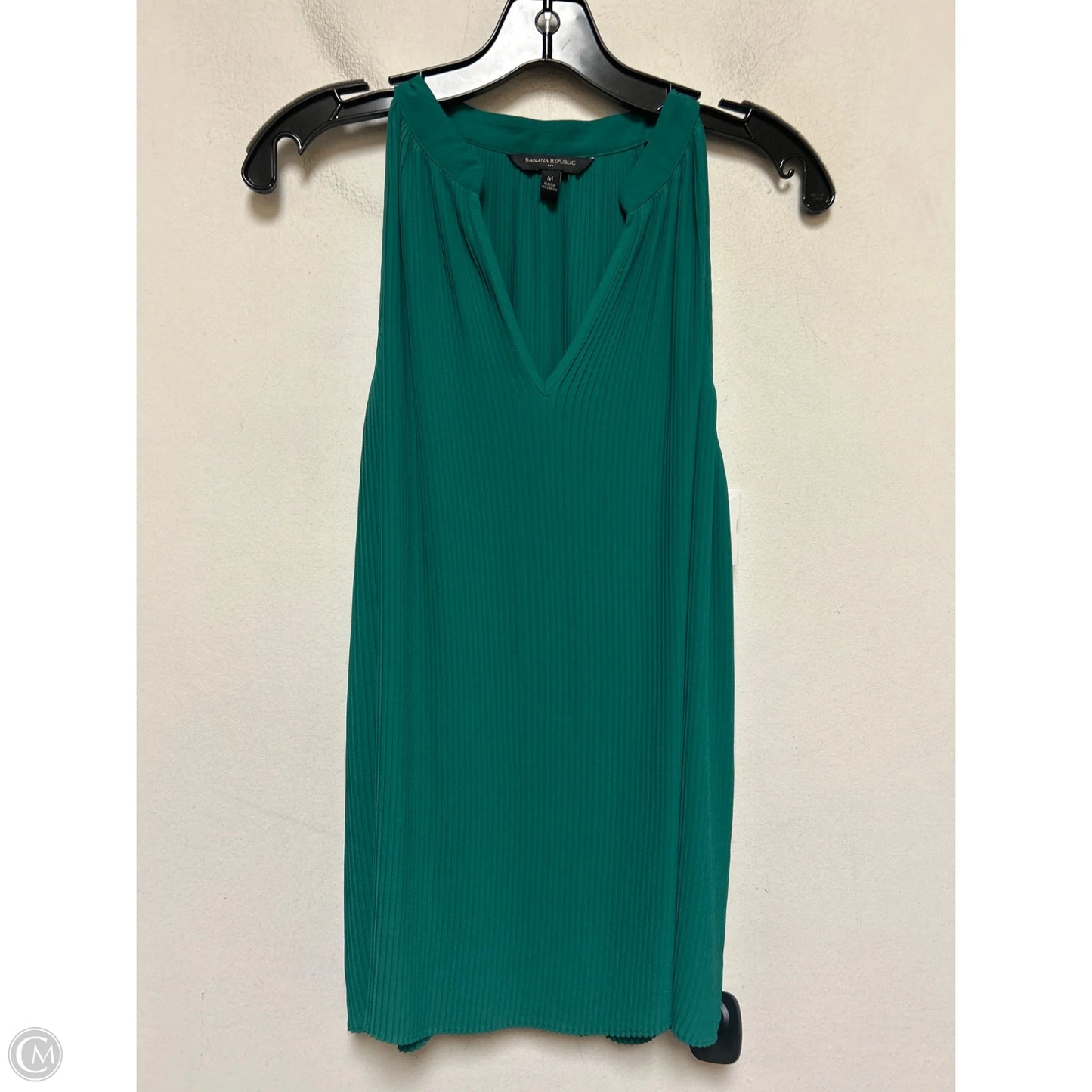 Top Sleeveless By Banana Republic In Green, Size: M