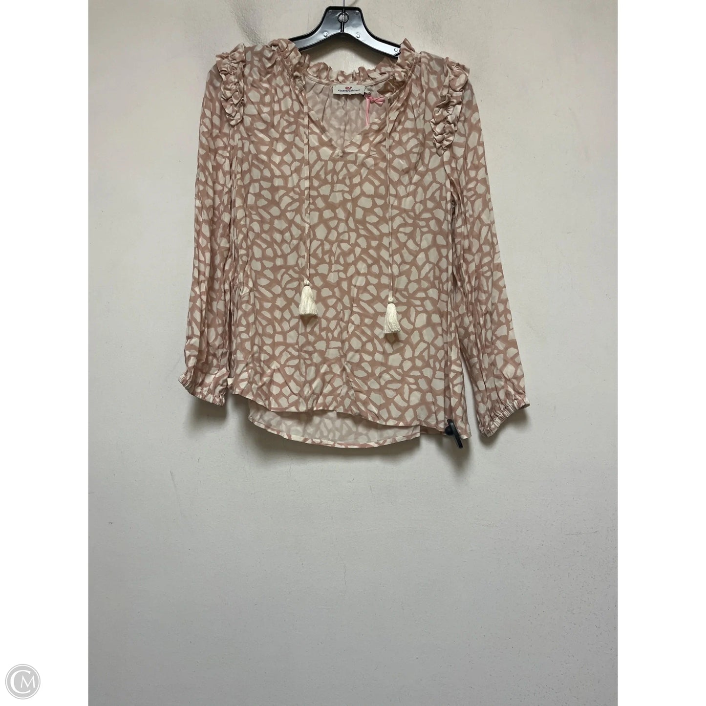 Top Long Sleeve By Vineyard Vines In Tan, Size: Xs