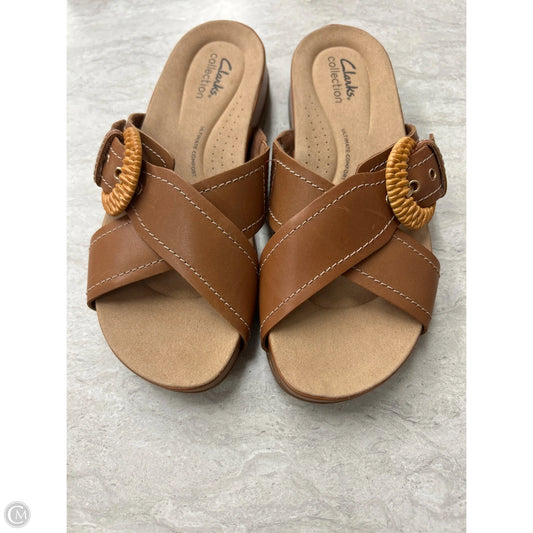 Sandals Flats By Clarks In Brown, Size: 7