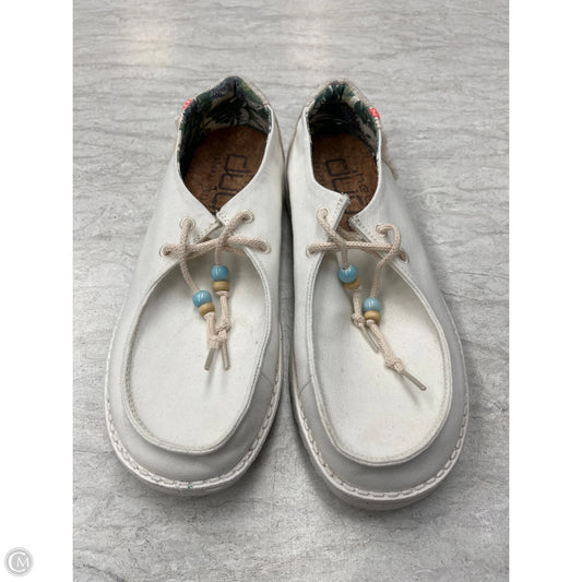 Shoes Flats By Hey Dude In White, Size: 8