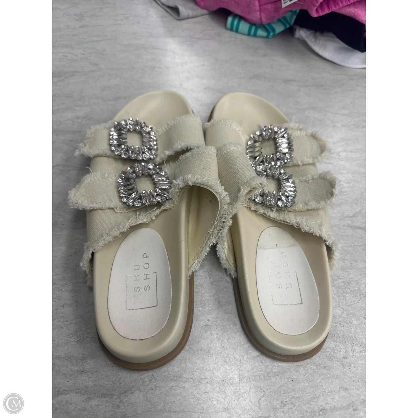 Sandals Flats By Shu Shop In Cream, Size: 7.5
