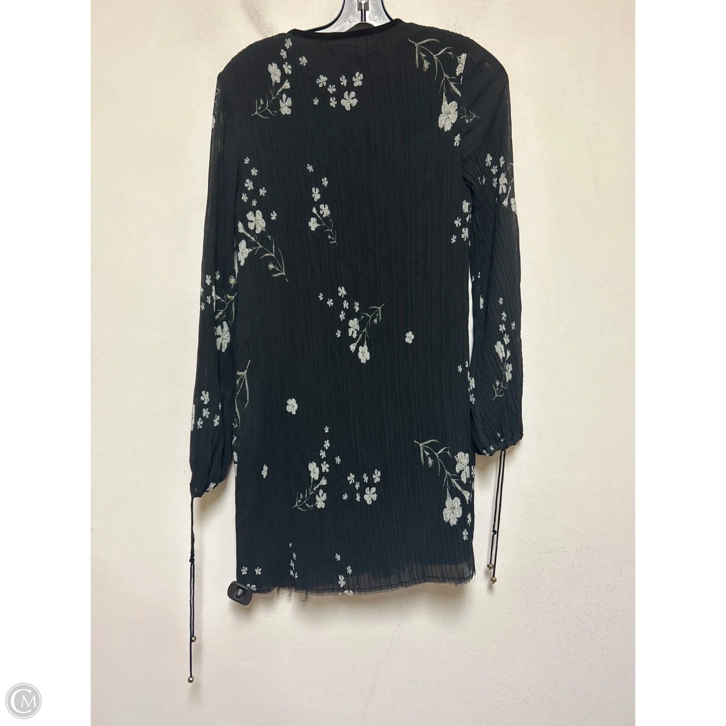 Dress Casual Short By Clothes Mentor In Black, Size: S