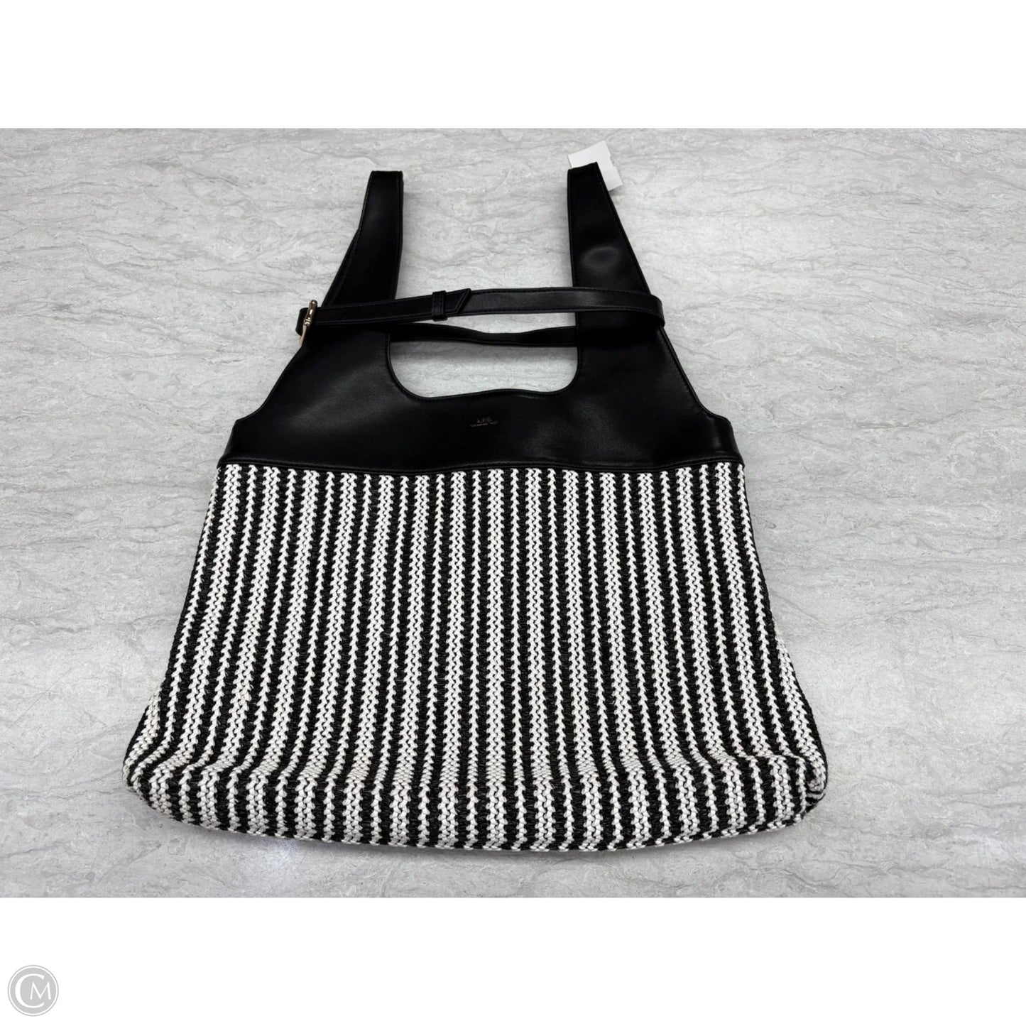 Handbag By Clothes Mentor, Size: Medium