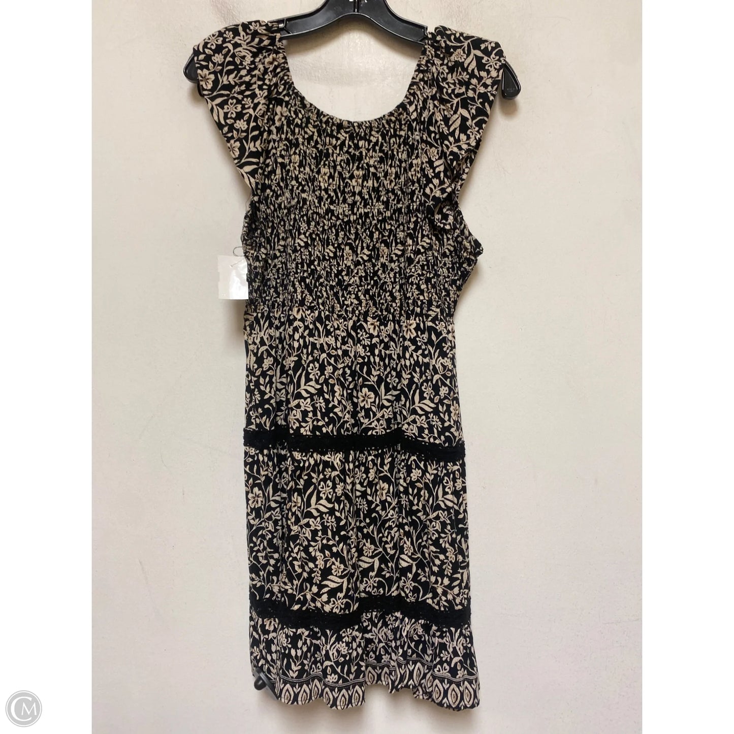 Dress Casual Short By Angie In Black & Tan, Size: S