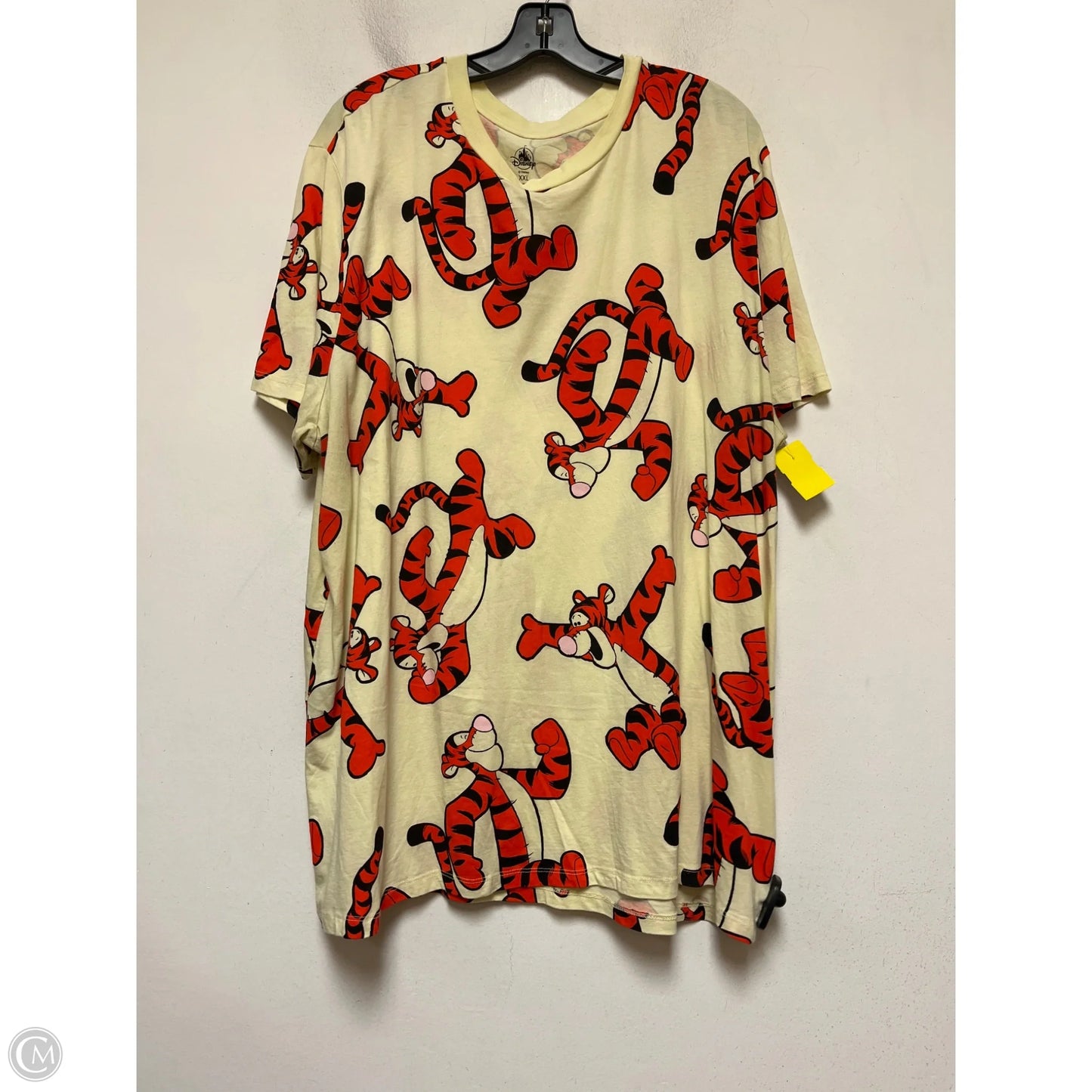 Top Short Sleeve Basic By Disney In Cream & Orange, Size: Xxl
