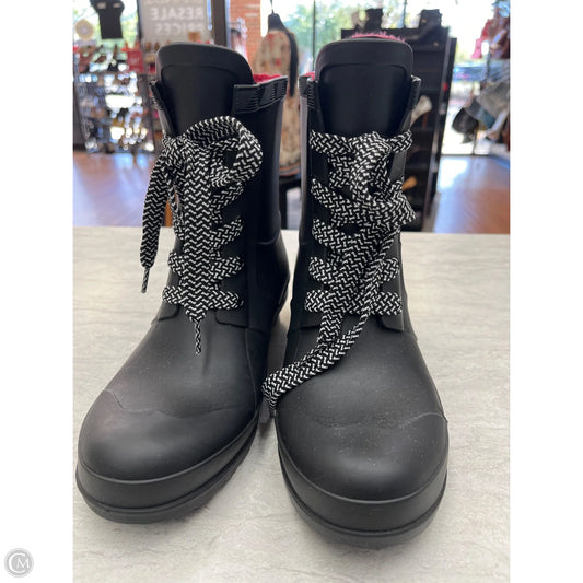 Boots Rain By Tommy Hilfiger In Black & Red, Size: 9