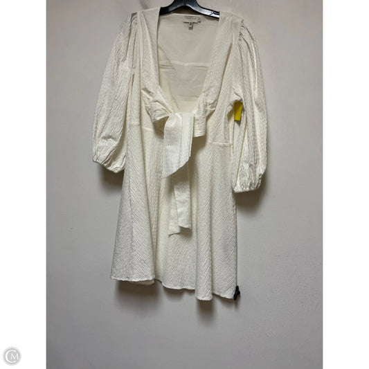 Dress Casual Short By Ted Baker In White, Size: M