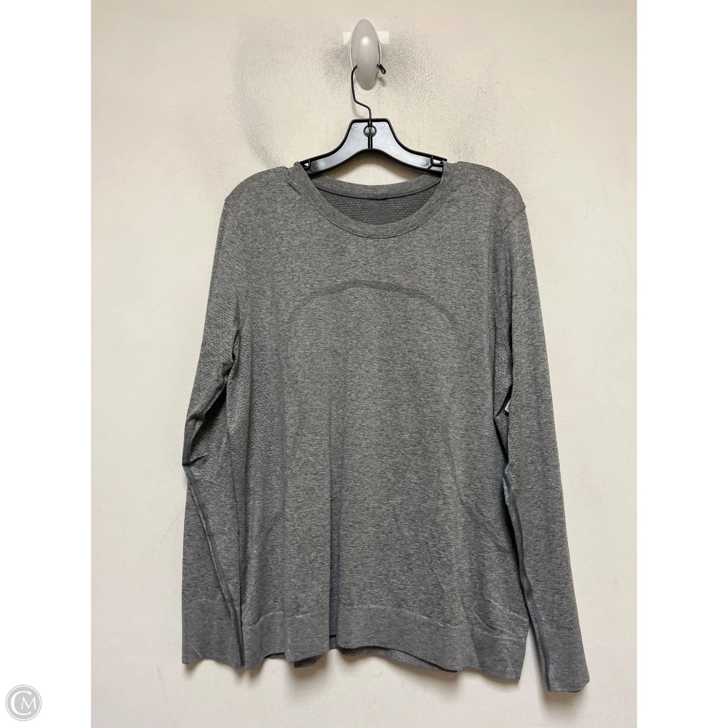Athletic Top Long Sleeve Crewneck By Lululemon In Grey, Size: L