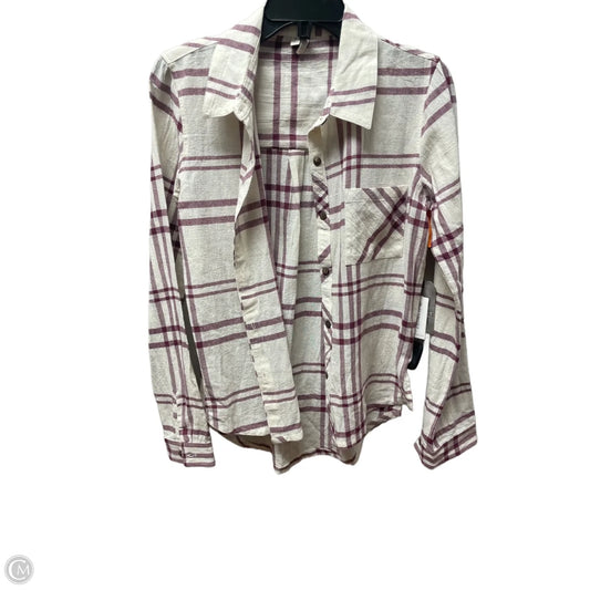 Top Long Sleeve By Clothes Mentor In Plaid Pattern, Size: M
