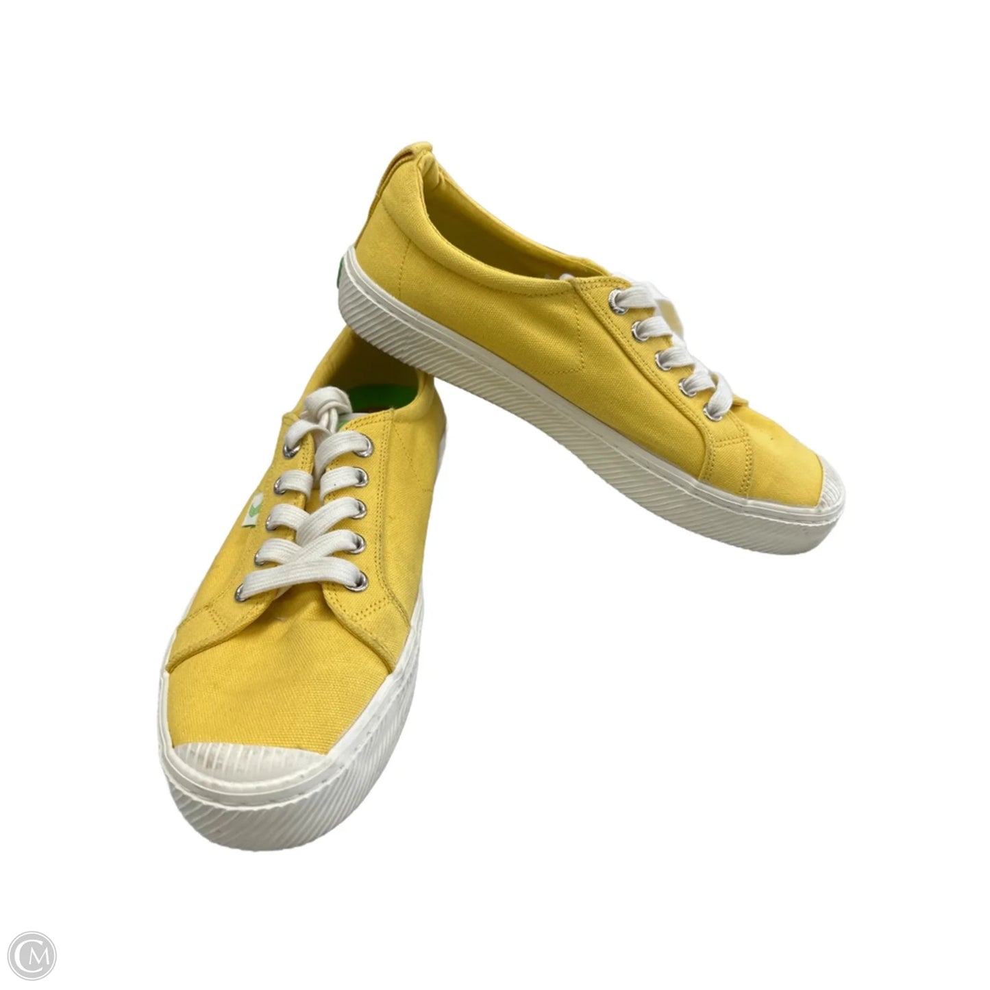 Shoes Sneakers By Cariuma In Yellow, Size: 9