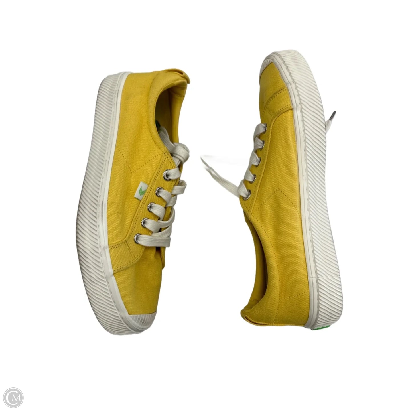 Shoes Sneakers By Cariuma In Yellow, Size: 9