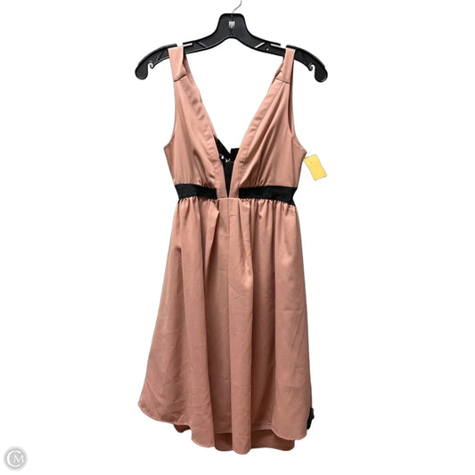 Dress Casual Short By Doe & Rae In Black & Pink, Size: S