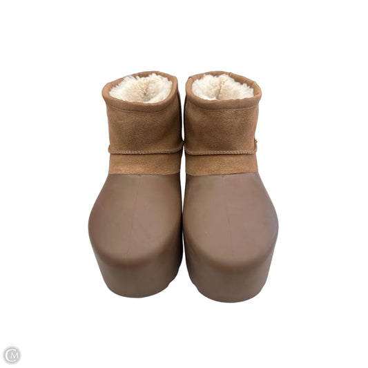 Boots Designer By Ugg In Brown, Size: 10