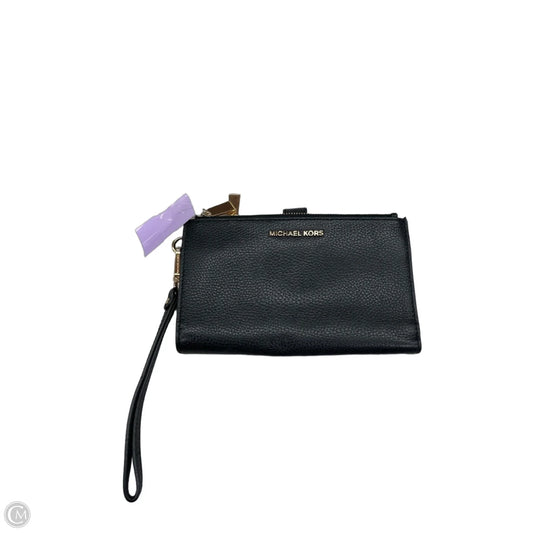 Wristlet Designer By Michael Kors, Size: Medium