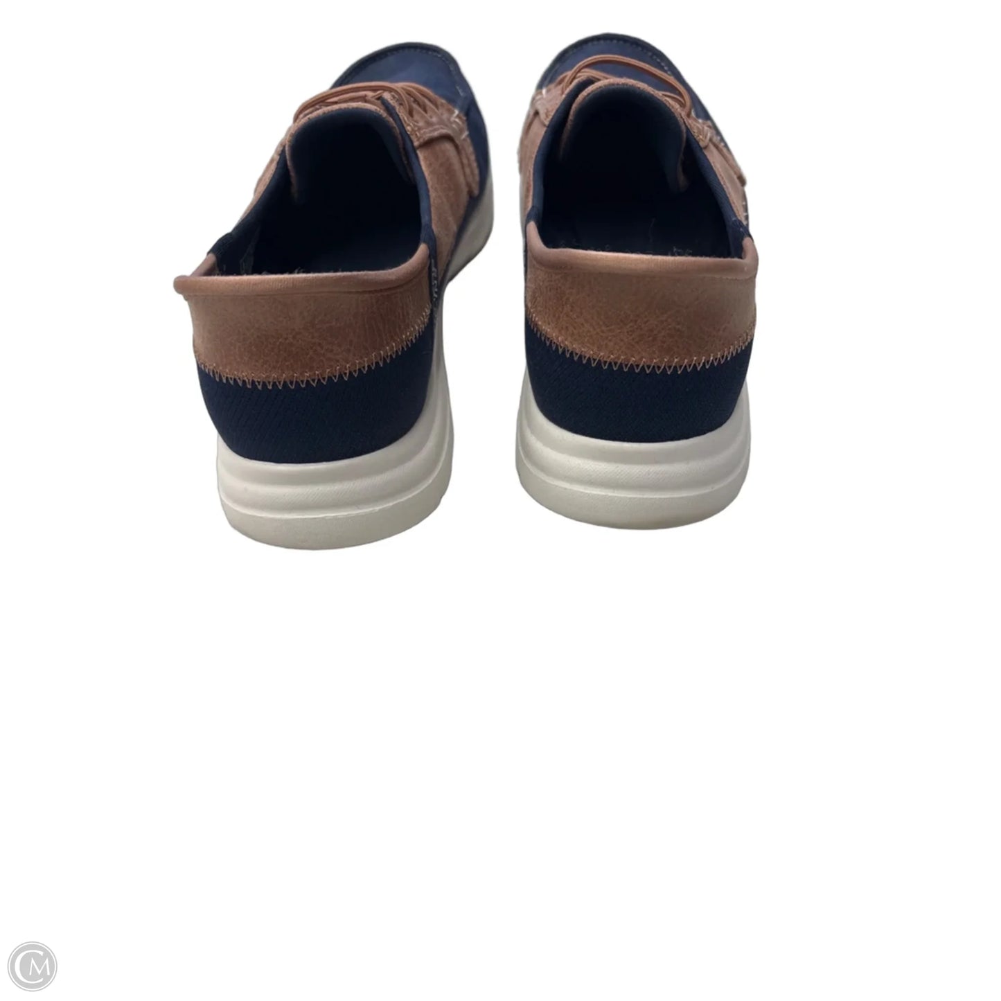Shoes Sneakers By Skechers In White, Size: 8.5