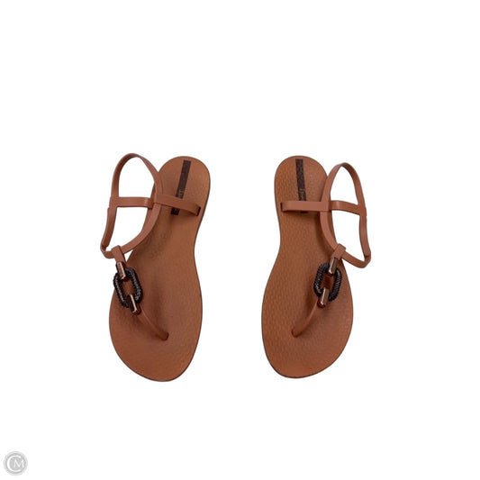 Sandals Flats By Clothes Mentor In Tan, Size: 8