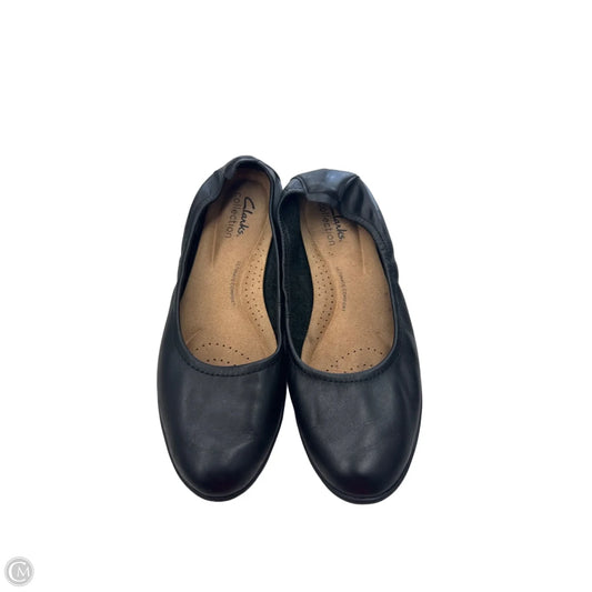 Shoes Flats By Clarks In Black, Size: 6