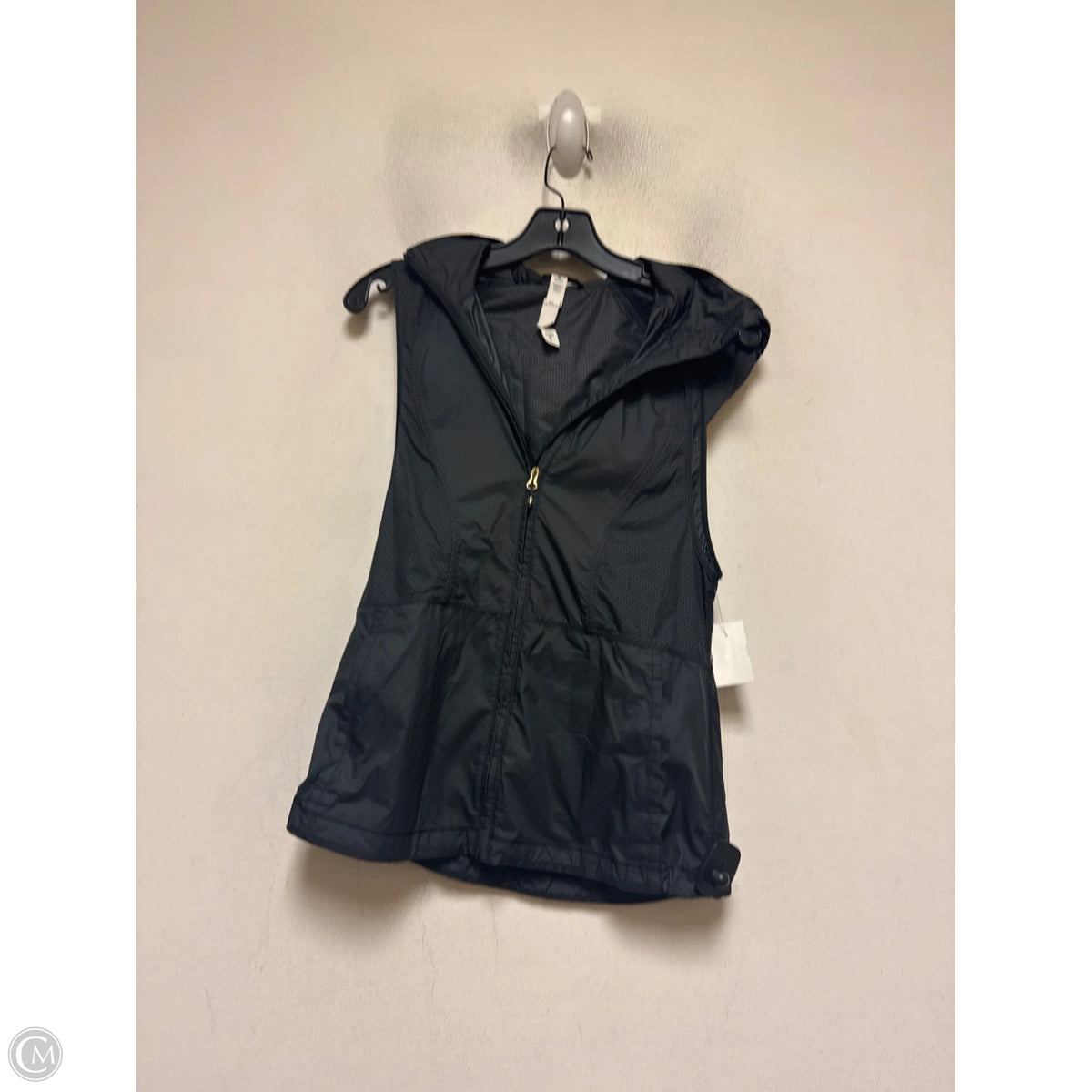 Athletic Jacket By Lululemon In Grey, Size: 2