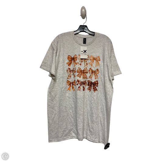 Top Short Sleeve Basic By Gildan In Grey & Orange, Size: L