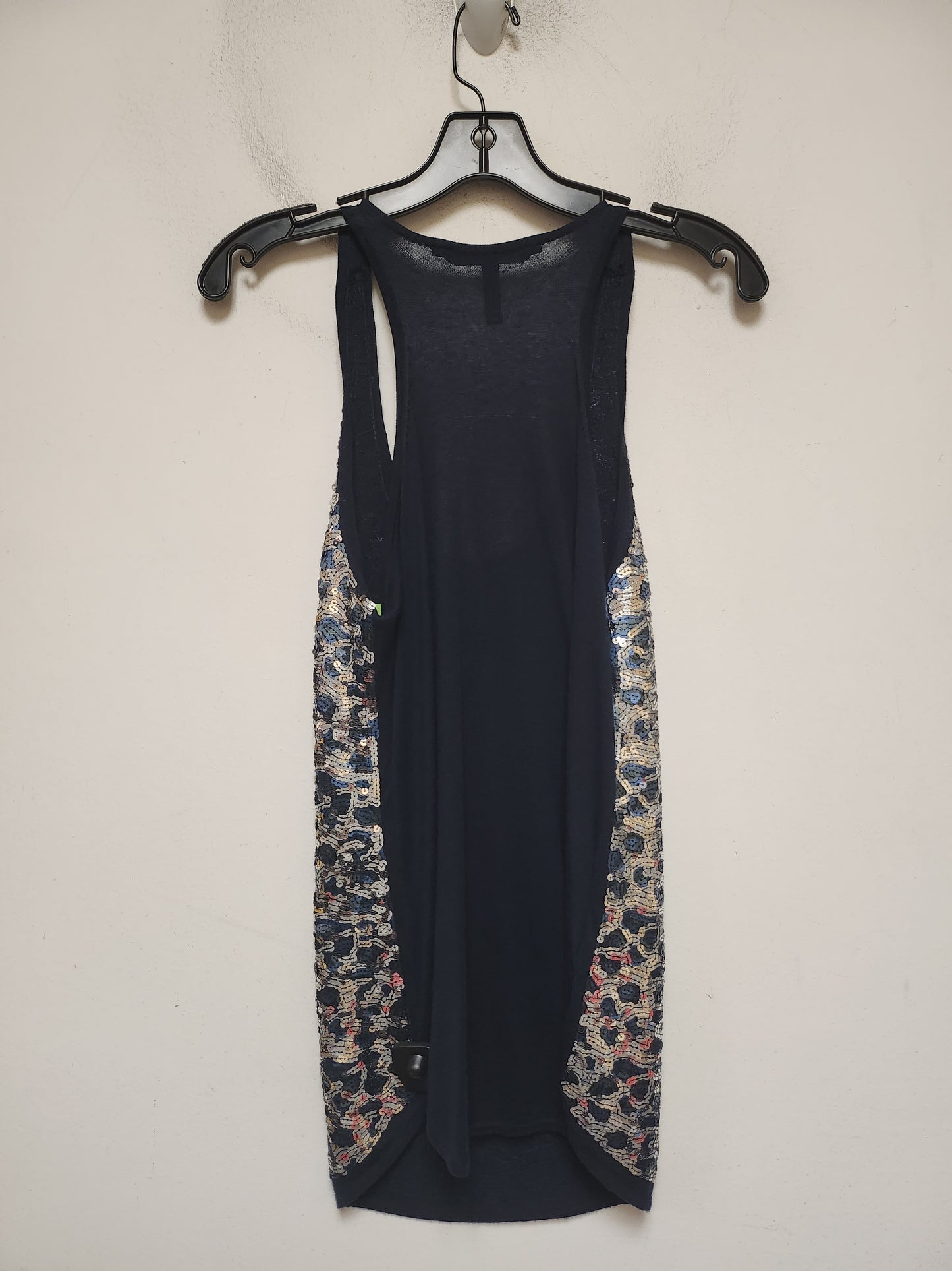 Top Sleeveless By Bcbgmaxazria In Blue & Silver, Size: S